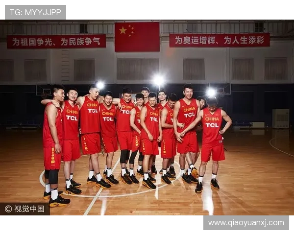 中国男篮红队迎战韩国队全力争胜展现实力与团队精神
